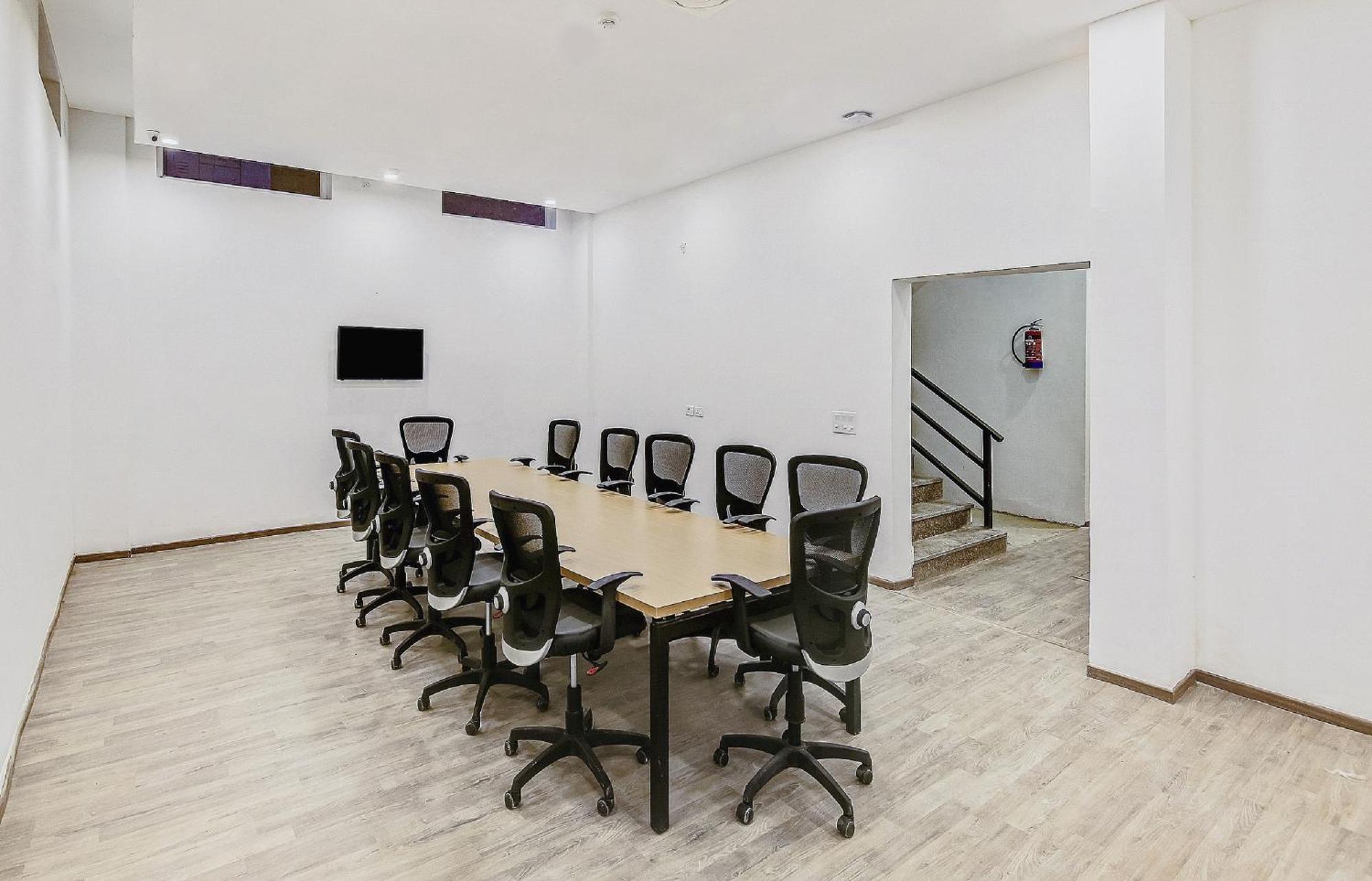 Townhouse Knowledge Park ||| Near Sharda University Greater Noida Kültér fotó